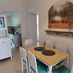 Vira Senor House